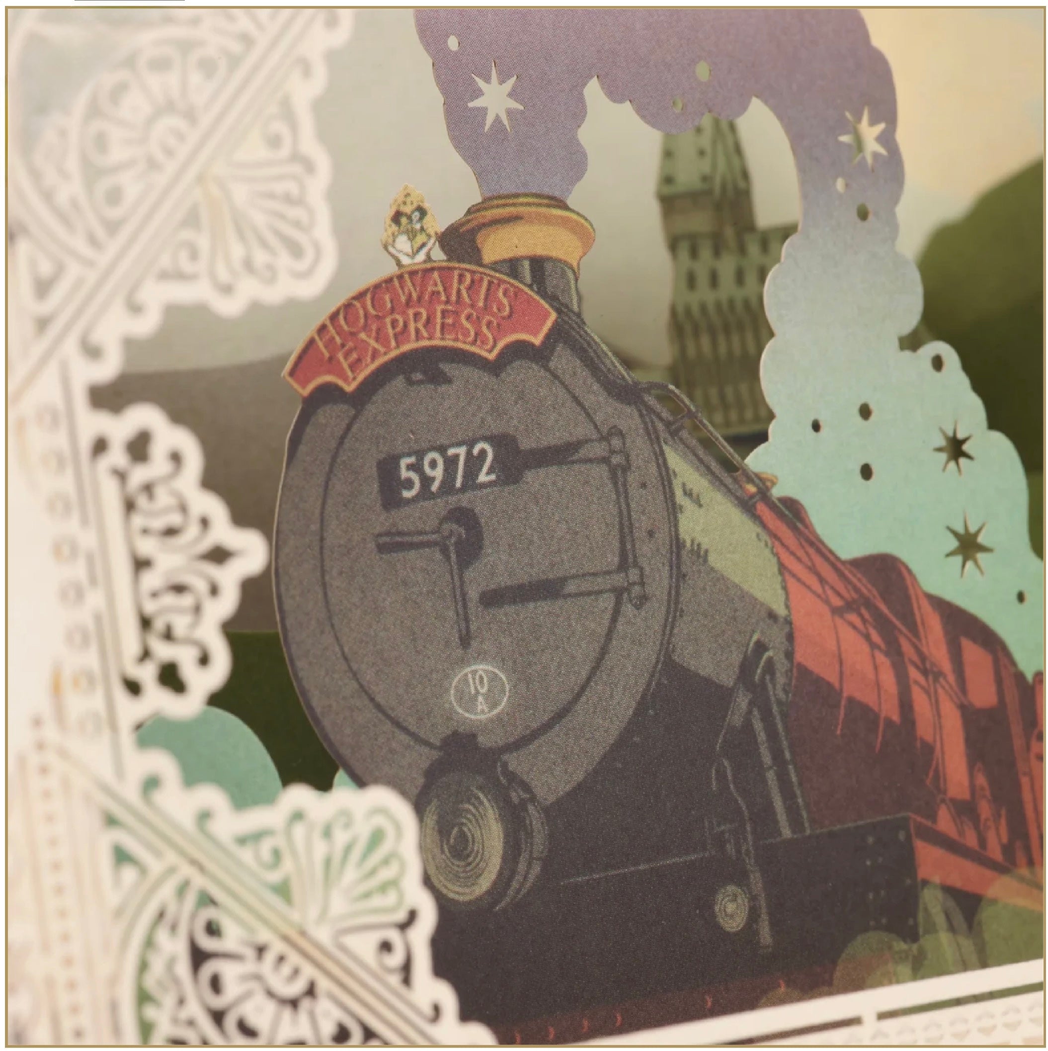 Scenografia interna della card 3D con Hogwarts Express e castello di Hogwarts