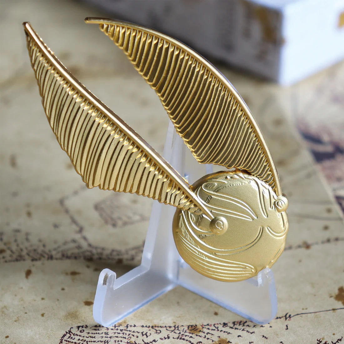 Harry Potter Limited Edition Golden Snitch 24k Gold Plated XL Pin Badge