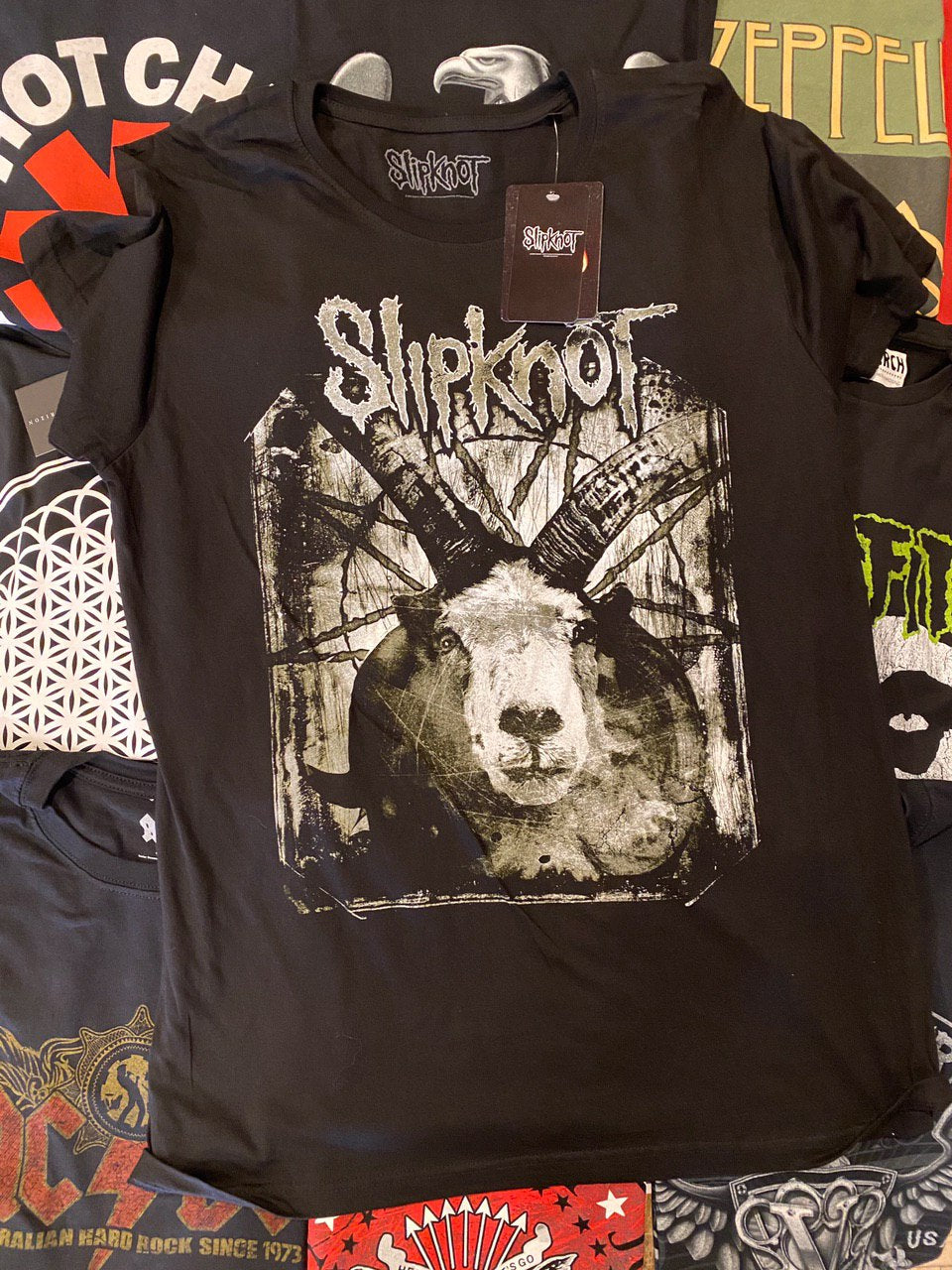 SLIPKNOT UNISEX TEE DAY OF THE GUSANO (BACK PRINT)